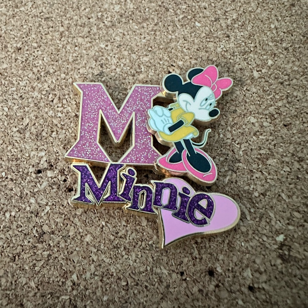 Disney Sparkly Minnie Mouse Pink & Purple Official Trading Pin